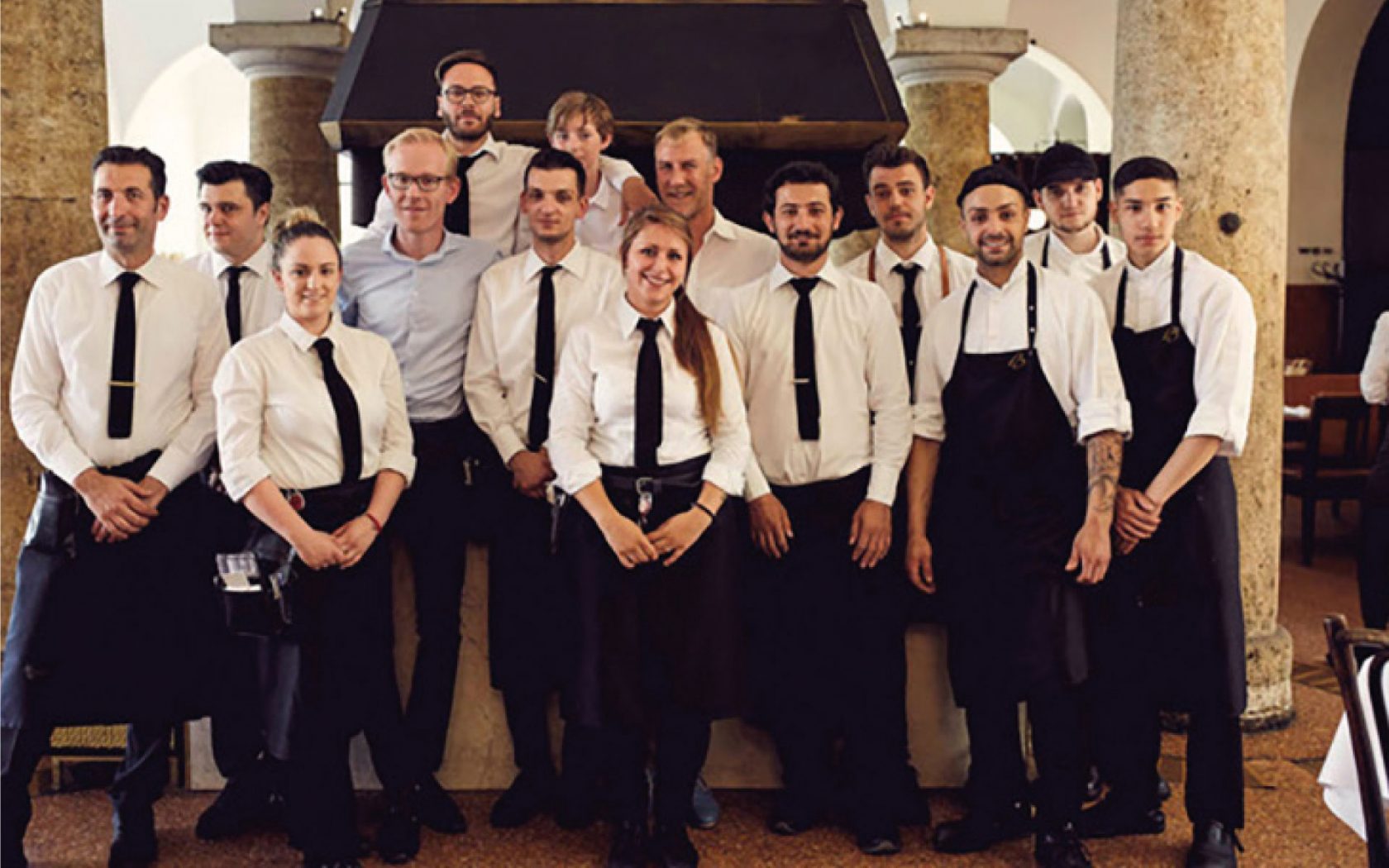 Operngrill Brenner - Servicebekleidung – Gastronomiebekleidung – Kochbekleidung –Berufsbekleidung – Hotelbekleidung - Corporate Fashion - Service – Gastronomie – Küche – acp collection GmbH – Muenchen